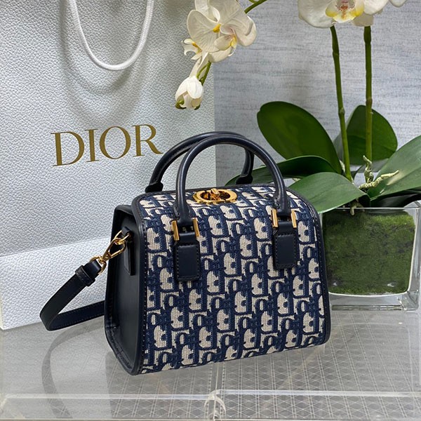 [Cute shape and great capacity] Dior Boston bag replica small M8671UZAX_M928