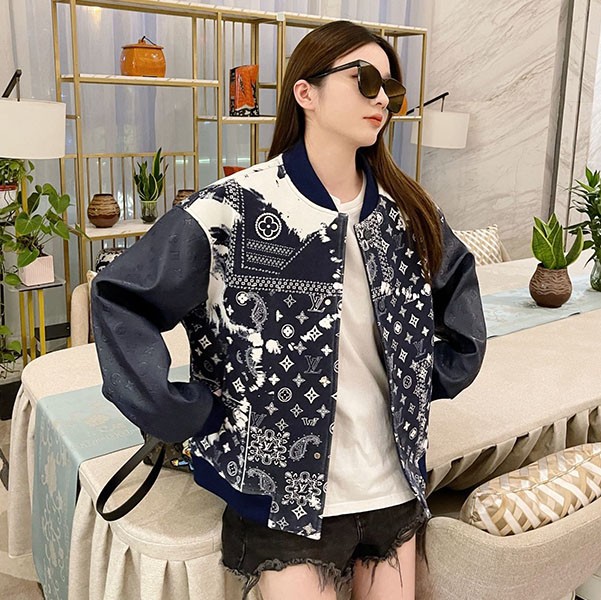 Louis Vuitton Stadium Jacket Replica vum32097 Sold Out Louis Vuitton Stadium Jacket Replica vum32097 Sold Out