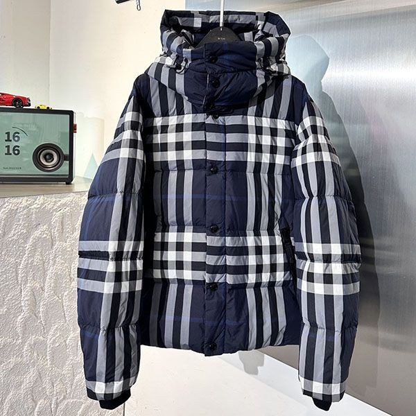 Burberry Check Cropped Fake Puffer Jacket Bal74703