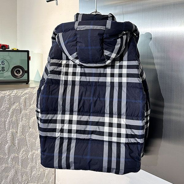 Burberry Check Cropped Fake Puffer Jacket Bal74703