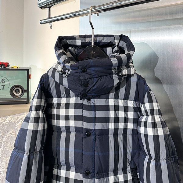 Burberry Check Cropped Fake Puffer Jacket Bal74703