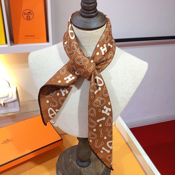 New color ☆ Rare Hermes Bandana Cashmere Silk Cashmere Replica erf16849