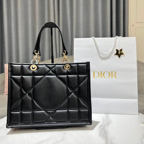 Rare Dior Essential Replica Medium Tote Bag M8721OZVJ_M900 Rare Dior Essential Replica Medium Tote Bag M8721OZVJ_M900