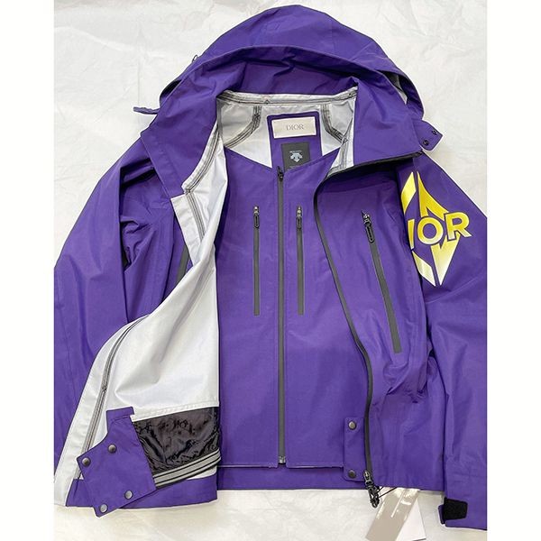 Top and bottom set? Dior DESCENTE copy collaboration skiwear first come first served? def70556