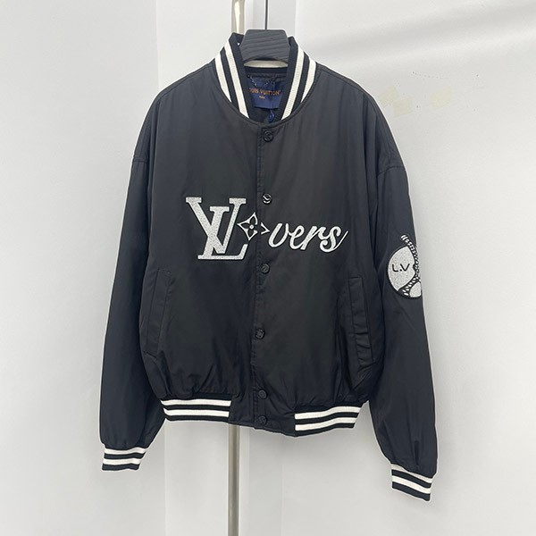 Louis Vuitton Replica Embroidered Lightweight Bomber vuo74665 Louis Vuitton Replica Embroidered Lightweight Bomber vuo74665