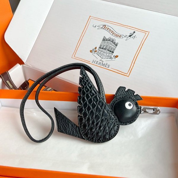 In stock! Hermes Kelly Buckle Birdie Charm Replica Touch Black era80415