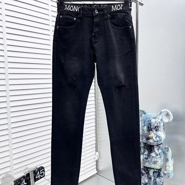 I definitely want this! Moncler Rigid Denim Jeans Replica moz25563 I definitely want this! Moncler Rigid Denim Jeans Replica moz25563