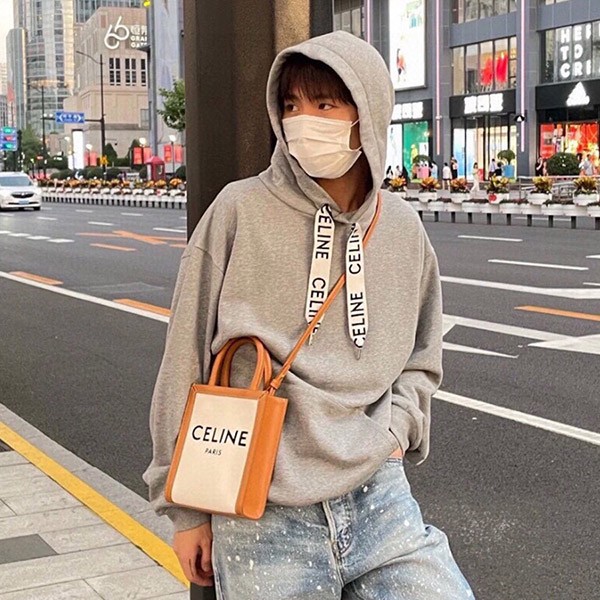 ☆Quick delivery [Celine copy] Hooded loose sweatshirt 2Y468670Q
