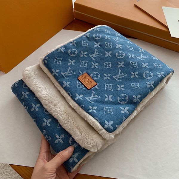 Ultra-limited edition Louis Vuitton denim monogram wool scarf replica vuz01534