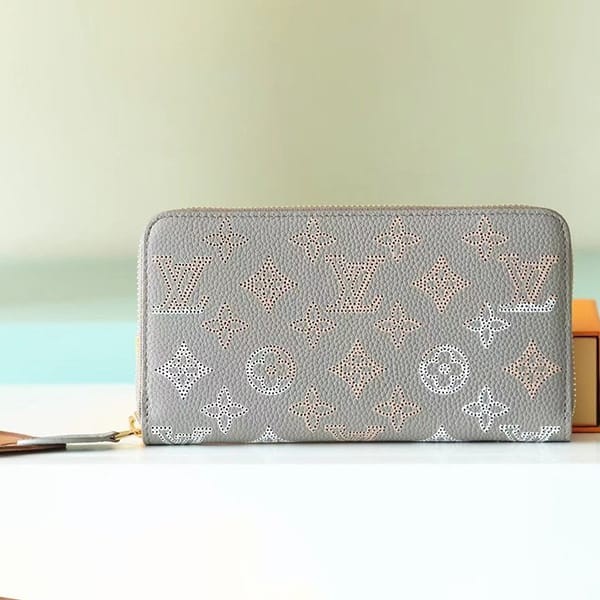 Attention ★ Louis Vuitton Zippy Wallet Replica Long Wallet M82647 Attention ★ Louis Vuitton Zippy Wallet Replica Long Wallet M82647