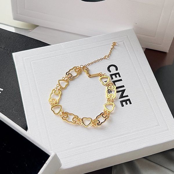 Eye-catching color Celine Myon Triomphe Link Bracelet Replica Cep66277 Eye-catching color Celine Myon Triomphe Link Bracelet Replica Cep66277