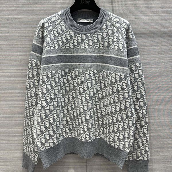 Dior Oblique Reversible Round Neck Sweater deu14034