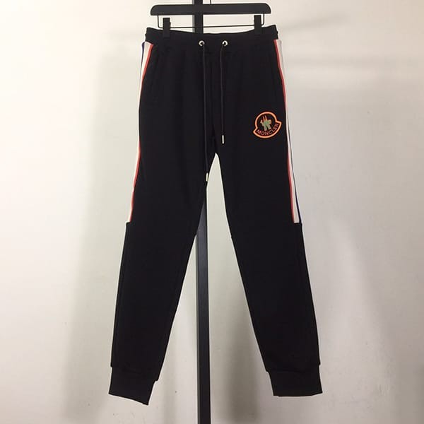 Moncler replica sweat jogger pants moz53132 loved by many celebrities Moncler replica sweat jogger pants moz53132 loved by many celebrities