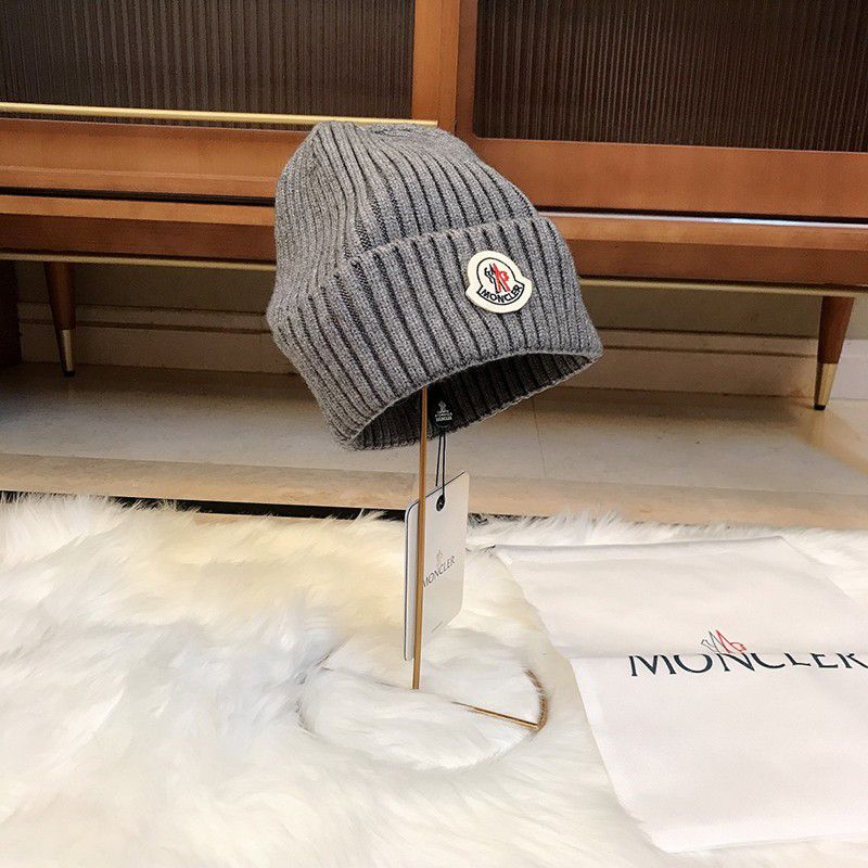 Super Hot Topic! Moncler Ribbed Beanie Copy Logo Patch Knit Hat mom30002