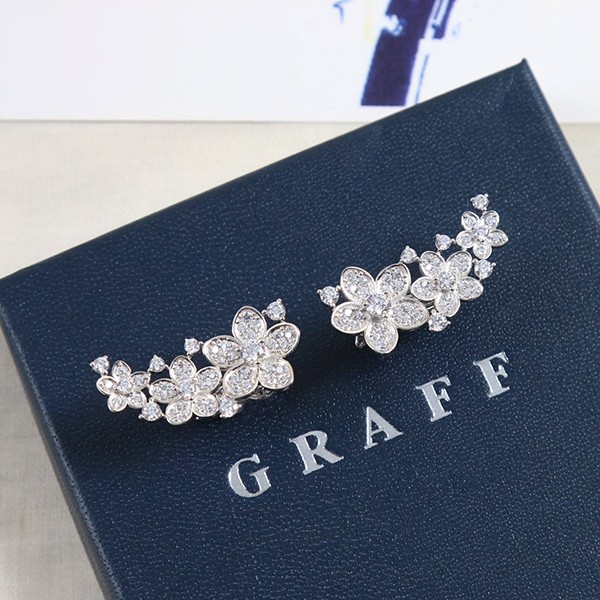 Replica Graff Wildflower Diamond Ear Climber Earrings guc49775