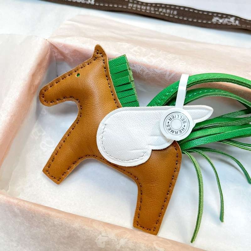 21-22AW Hermes Rodeo Pegasus Replica Charm ern39588