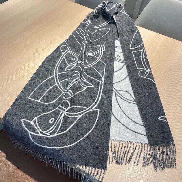 Your winter companion! Hermes cashmere scarf, grade N Entrelac Equestre erz58601