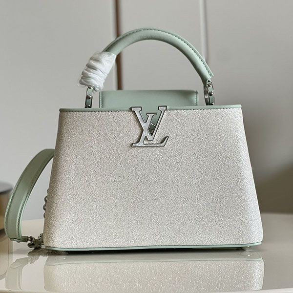 Extremely rare! Louis Vuitton Capucines shoulder bag replica vui54180 Extremely rare! Louis Vuitton Capucines shoulder bag replica vui54180