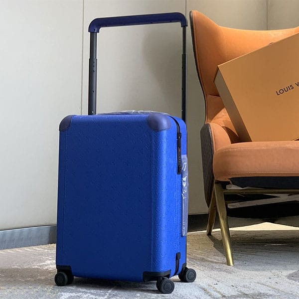 No. 1 in total sales! Louis Vuitton Replica Horizon 55 Suitcase M10269 No. 1 in total sales! Louis Vuitton Replica Horizon 55 Suitcase M10269