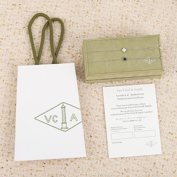 Van Cleef & Arpels bracelet replica, four-leaf clover pattern, two colors, val98555