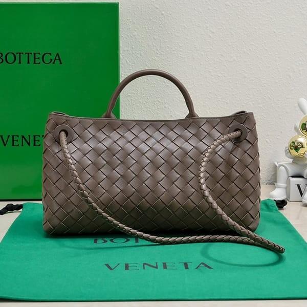 Free shipping Bottega Veneta replica small Andiamo bag bob27004