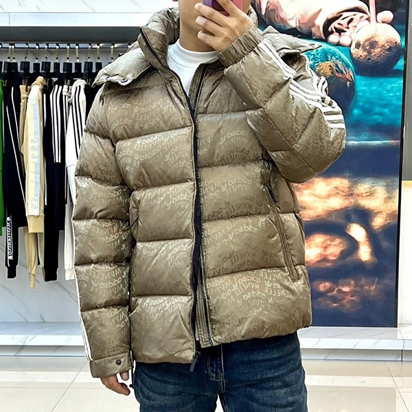Super low price! Moncler x Adidas fake collaboration down jacket moe23868