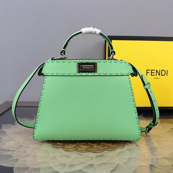 Sold out Fendi replica Peekaboo ISeeU Selleria topstitched bag feu77480