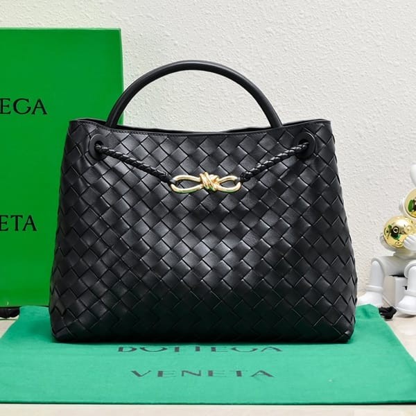 Best Price Bottega Veneta Replica SANDIAMO Medium Bag boi77495 Best Price Bottega Veneta Replica SANDIAMO Medium Bag boi77495