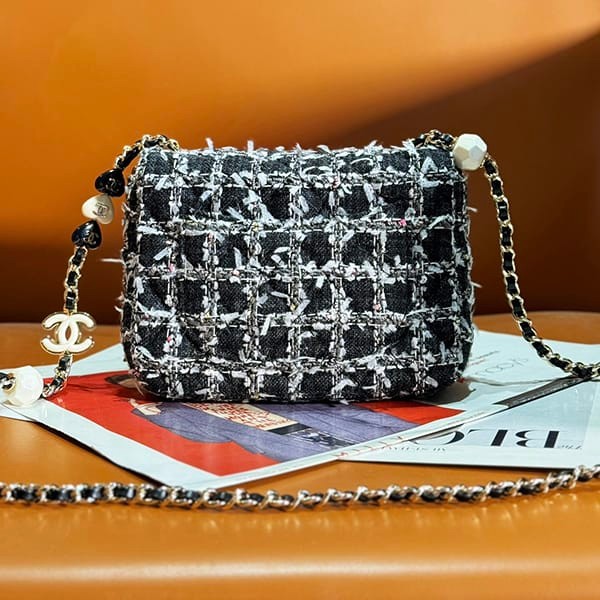 Recommended Chanel Replica Mini Flap Bag Tweed Resin Black shz50562