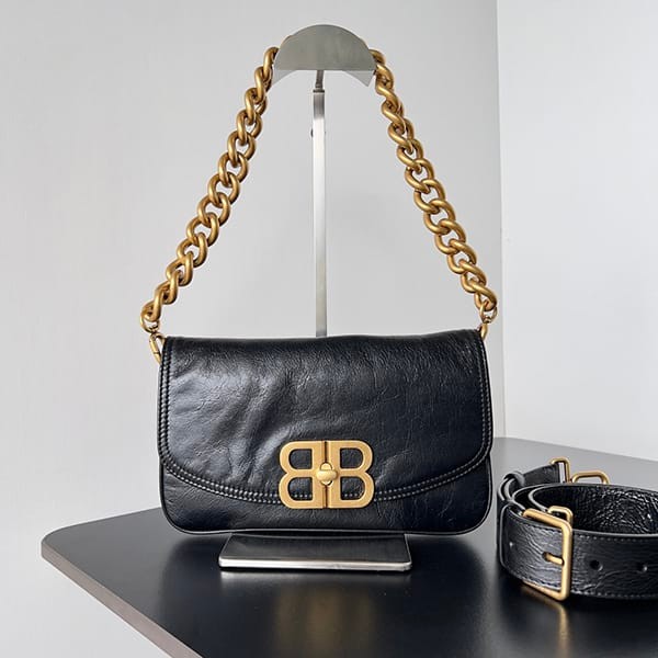 Perfect gift: Balenciaga BB Soft Small Flap Bag baa24724