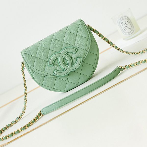 [Attractive Spring Colors] Chanel Mini Messenger Bag N Grade AS386