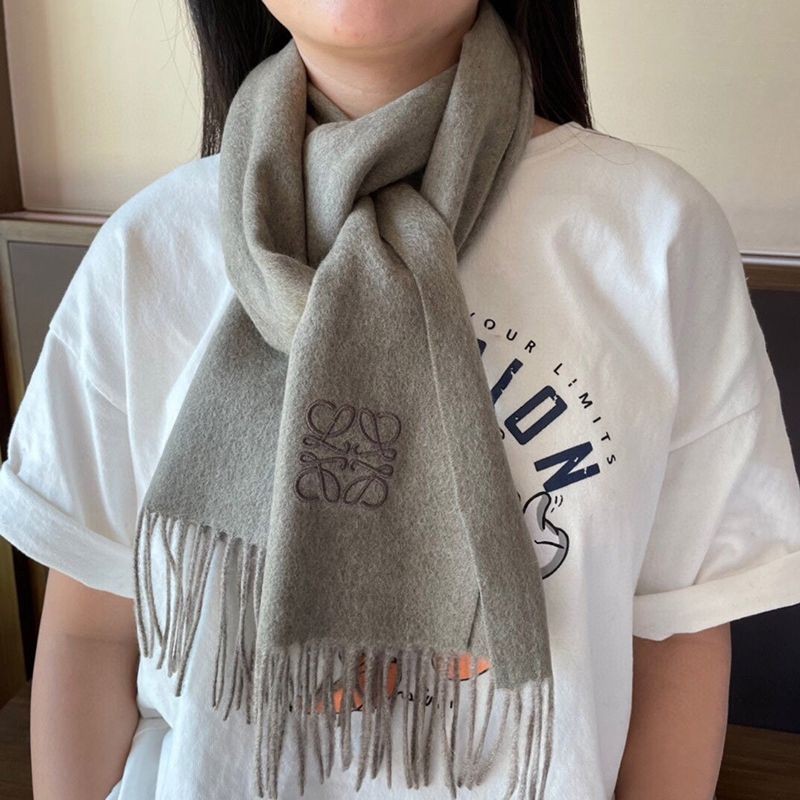 21-22AW Loewe Cashmere Scarf Replica log37085