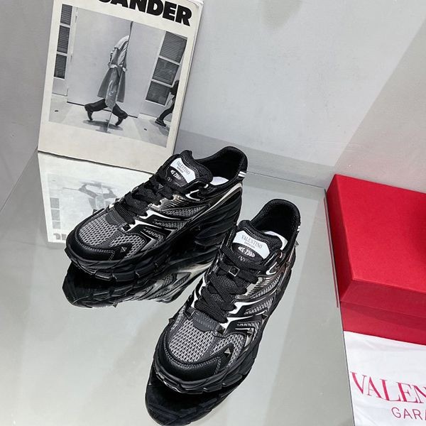 Valentino low top sneakers replica Vus72677