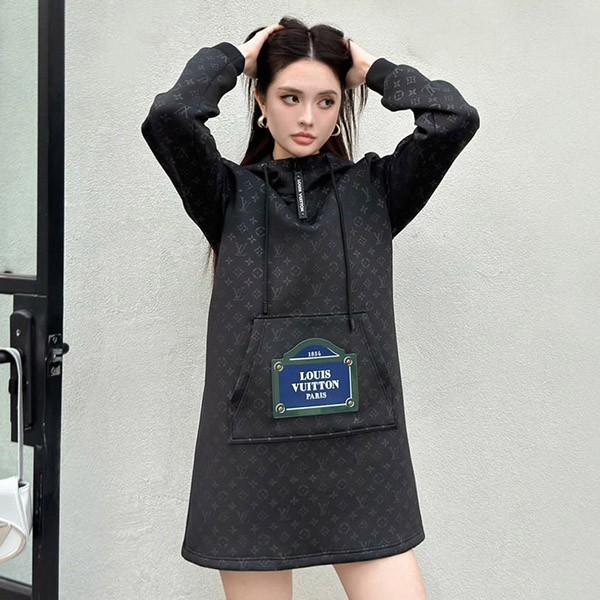 [Very convenient] Louis Vuitton replica sporty long zip hoodie vuq13231