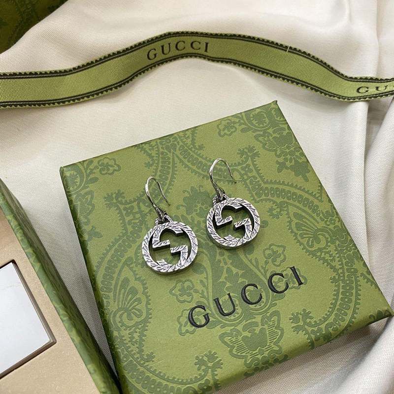 Very popular!! New color Gucci Interlocking G silver earrings replica gum18515