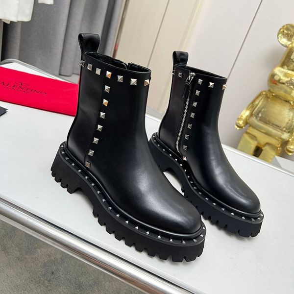 Valentino Rockstud Replica Combat Boots Vuw29886 with Tracking Valentino Rockstud Replica Combat Boots Vuw29886 with Tracking