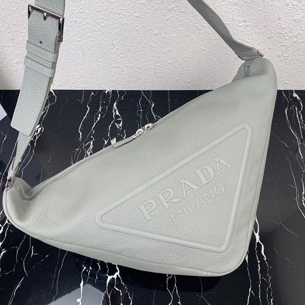 Recommended Prada Triangle Leather Shoulder Bag Replica pud91803