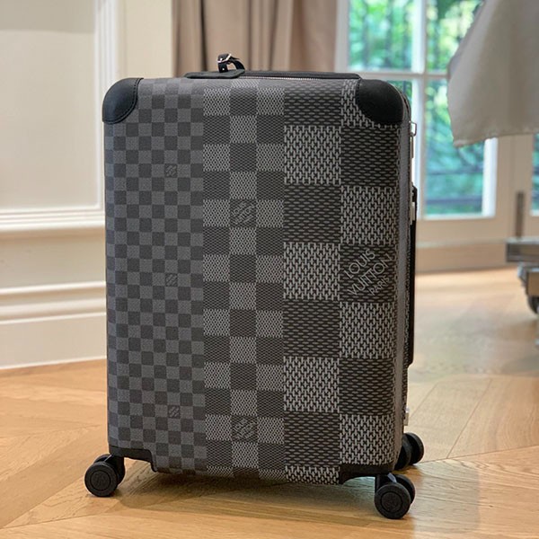 [Not available in Japan] ★Louis Vuitton★ Damier Graphite 3D Replica Horizon 55 N20022