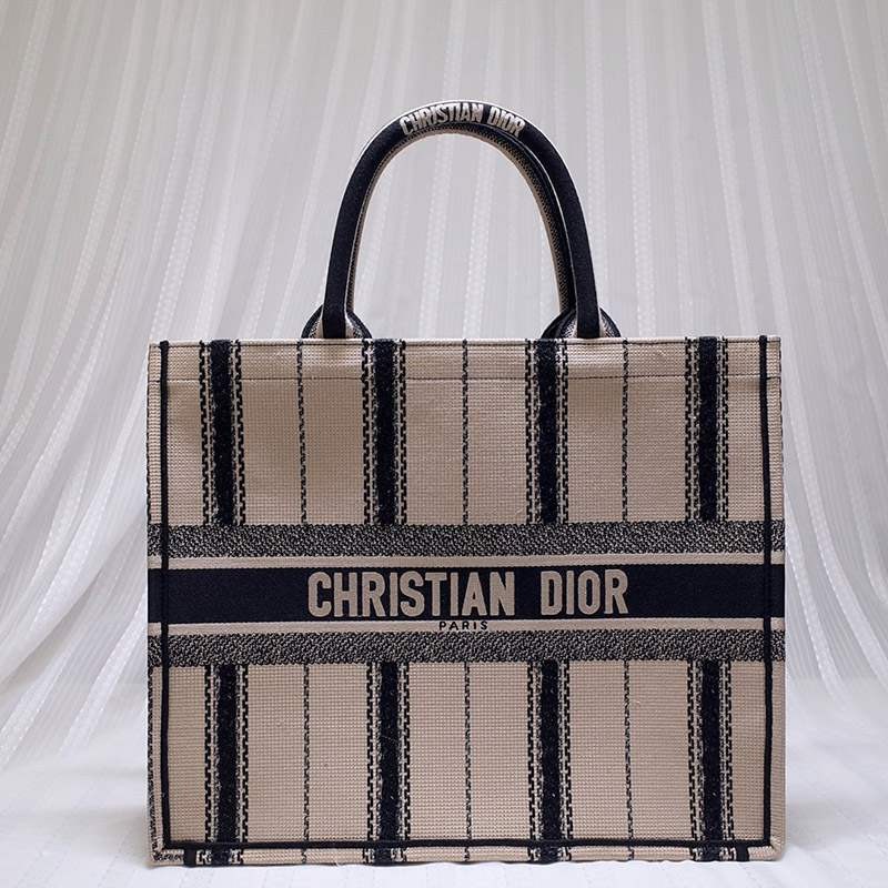 New Dior Book Tote Replica 2 sizes dez12023 New Dior Book Tote Replica 2 sizes dez12023