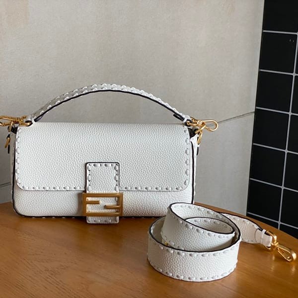 Fendi Baguette Pink Selleria Bag Replica Used by Many Celebrities feb92703 Fendi Baguette Pink Selleria Bag Replica Used by Many Celebrities feb92703