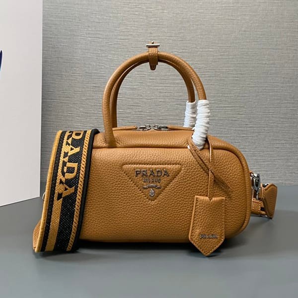 Nice Prada Replica Leather Top Handle Bag PUW58863 Nice Prada Replica Leather Top Handle Bag PUW58863