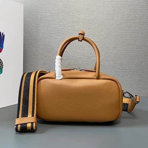 Nice Prada Replica Leather Top Handle Bag PUW58863
