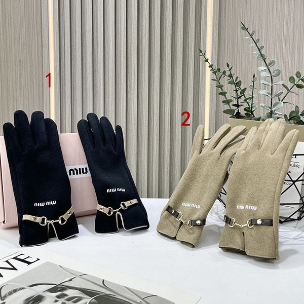 Stylish Miu Miu fake fur gloves replica myq90111