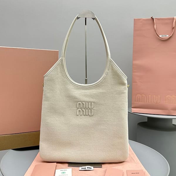 Perfect as a gift: Miu Miu fake lettering logo leather shopping bag myt54956 Perfect as a gift: Miu Miu fake lettering logo leather shopping bag myt54956
