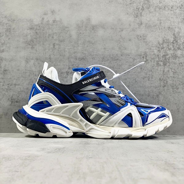 Love at first sight? Replica Balenciaga sneakers Track 2.0 Mesh bar07430 Love at first sight? Replica Balenciaga sneakers Track 2.0 Mesh bar07430