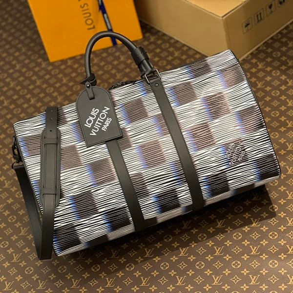 The latest and most fashionable Louis Vuitton Keepall Bandouliere 50 bag replica M23771