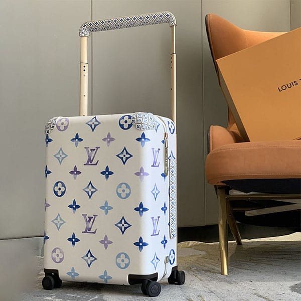 Boutique Louis Vuitton Replica Horizon 55 Cabin Suitcase M10253 Boutique Louis Vuitton Replica Horizon 55 Cabin Suitcase M10253