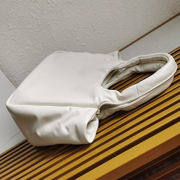 Recommended Prada Soft Padded Nappa Leather Handbag Replica puh37363