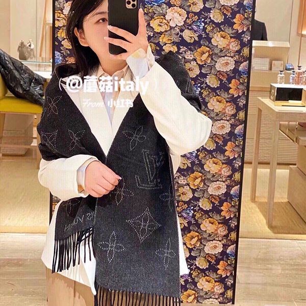 Hard to find! Louis Vuitton Monogram Cashmere Scarf Replica vuj78161 Hard to find! Louis Vuitton Monogram Cashmere Scarf Replica vuj78161
