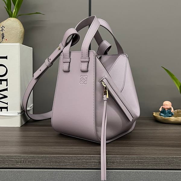 ★Japan!! Popular! Loewe Hammock Copy Drawstring Shoulder Bag lon04447 ★Japan!! Popular! Loewe Hammock Copy Drawstring Shoulder Bag lon04447